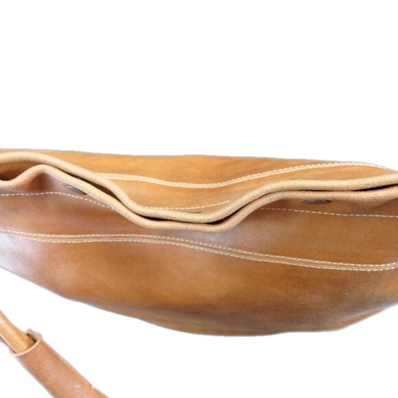 Furla (Authentic) Large Camel Leather & Brass Studded Shoulder Bag Vintage Y2K - Picture 7 of 12